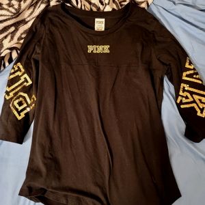 Quarter sleeve shirt